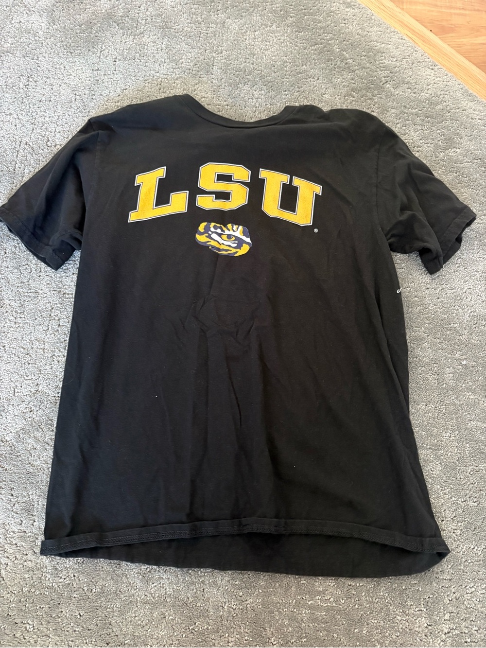 LSU tshirt
